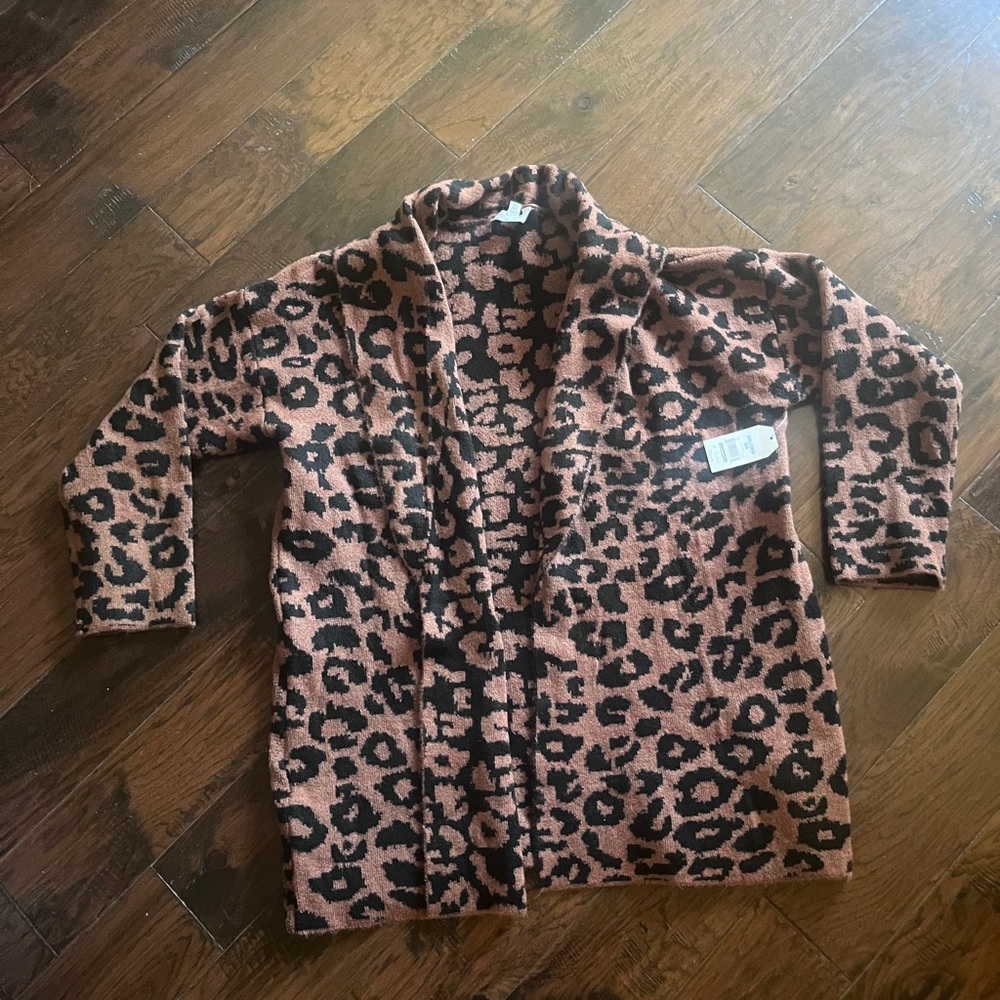 Lady Cozy Leopard Print Cardigan Over Sized
